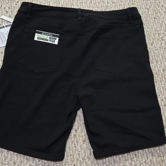 d. jeans Black Shorts NWT - Picture 7 of 8
